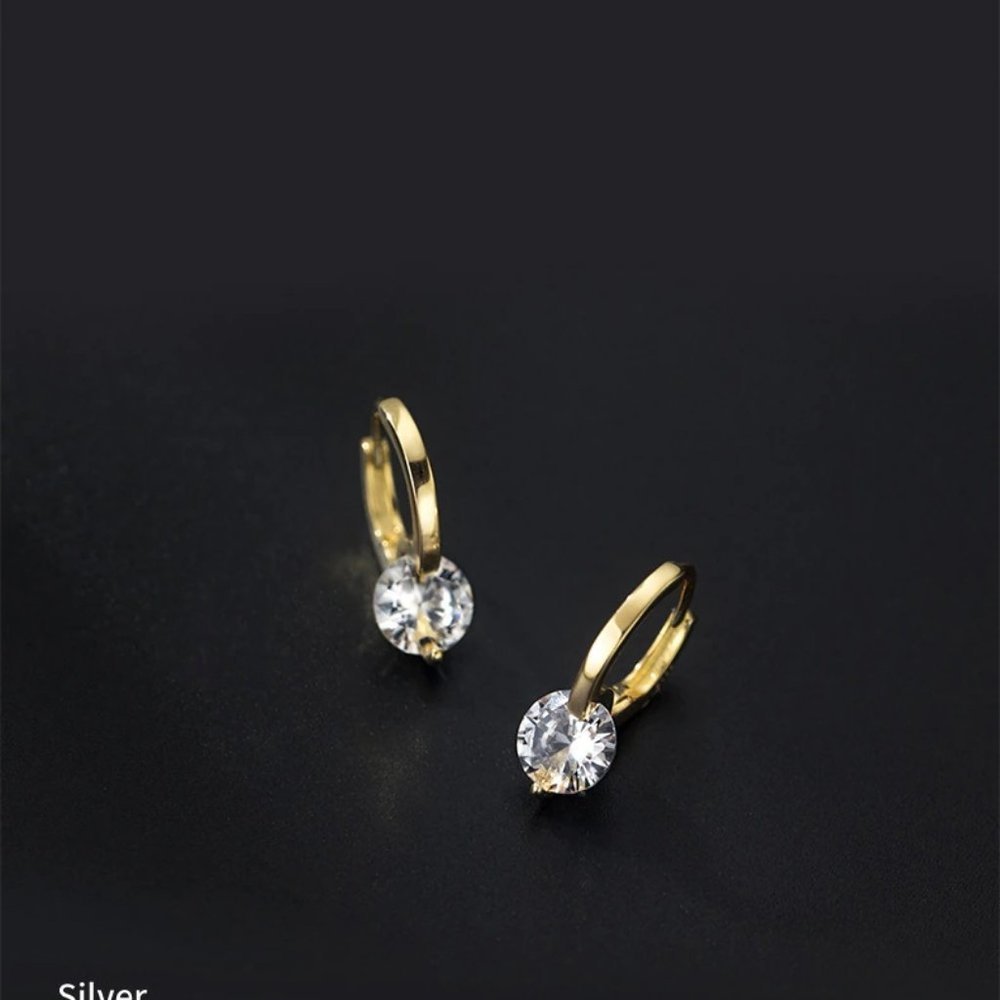*NEW 925 Silver 2CT Solitaire Diamond Huggie Hoops - Picture 2 of 9